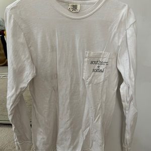 Long sleeve white tee